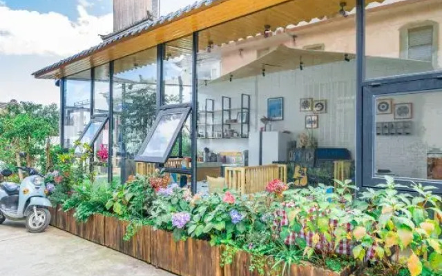 Dali Yueshang Yunjian Maoer Garden Homestay