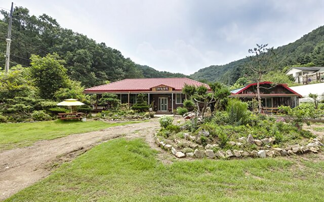 Yeoju Haneuljeongwon Pension