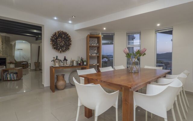 Villa Afrikana Guest Suites