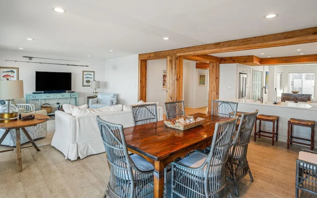 Beautifully Updated 3-bed, 2-bath Oceanfront Retreat