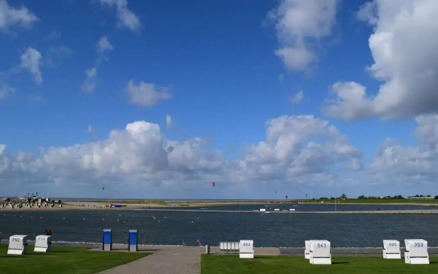 Attraktiver Bungalow in Warwerort an der Nordsee