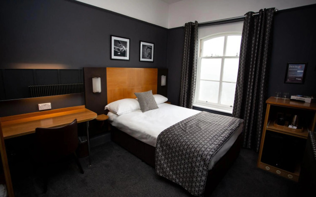 Corner House Hotel