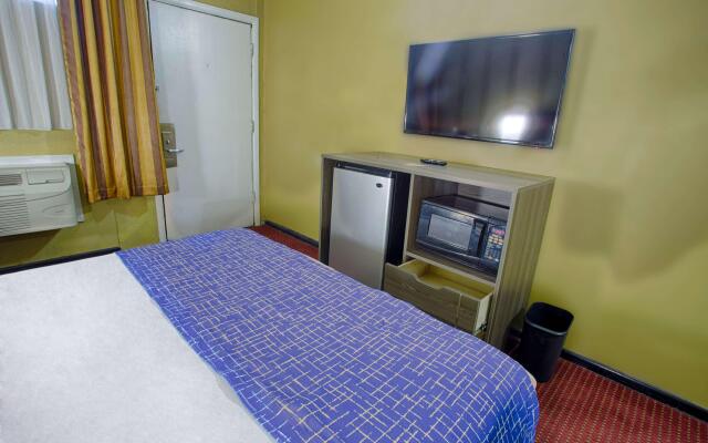 Travelodge by Wyndham Phoenix Downtown