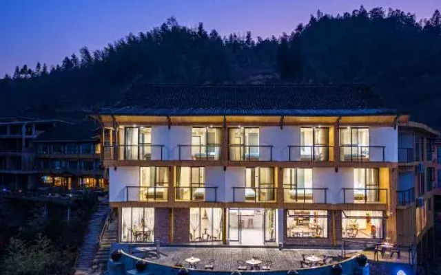 Yunyaqinqi Guesthouse