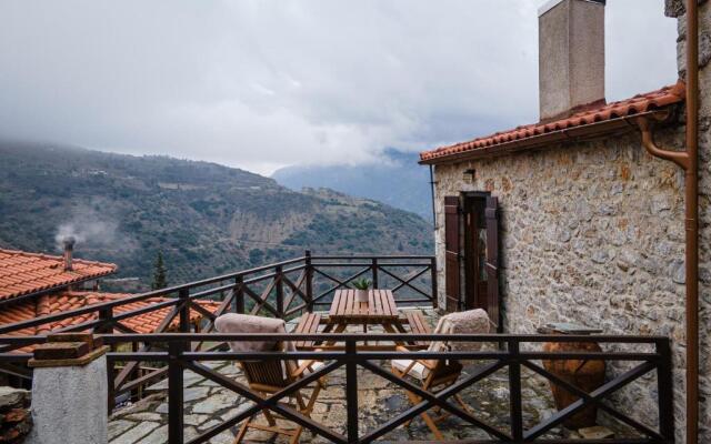 Arachova Wooden Chalet