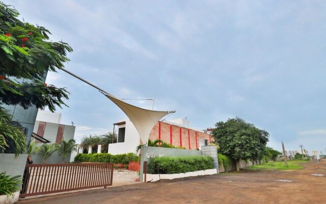 OYO 17283 Greenleaf Club