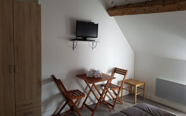 Felicidade Hostel
