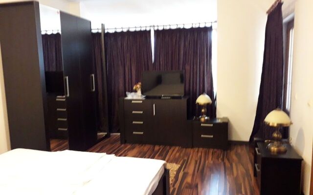 Liz Residence
