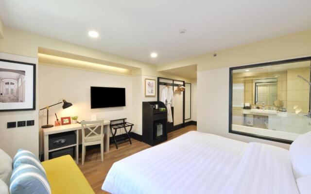 Astera Sathorn Hotel