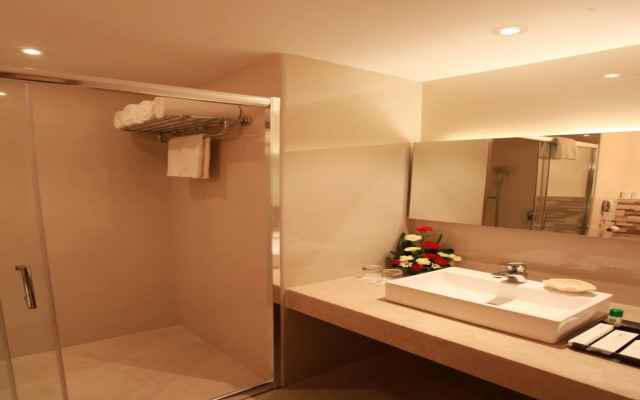 Green Park Hotel