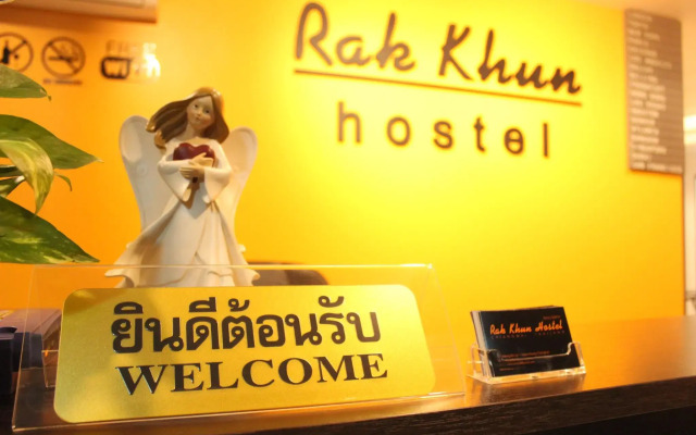 Rak Khun Hostel