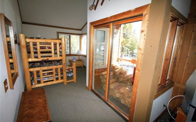 Mountainback #63, Loft, Den