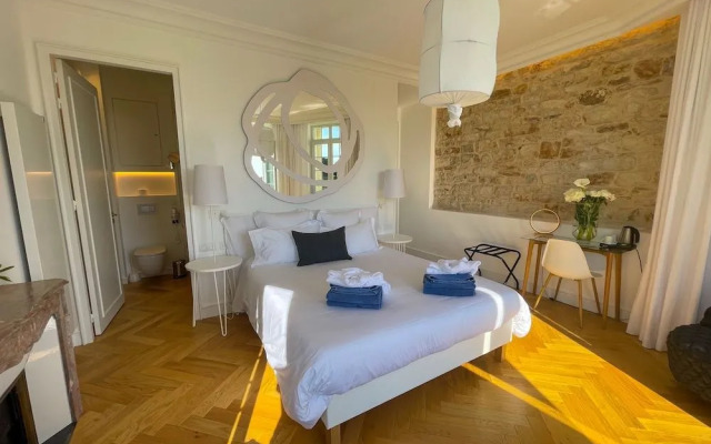 Chateau Les Garennes