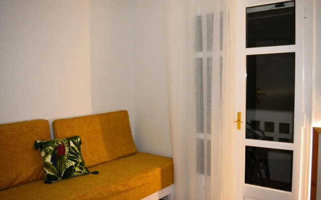 Tarmaros - Families & Groups