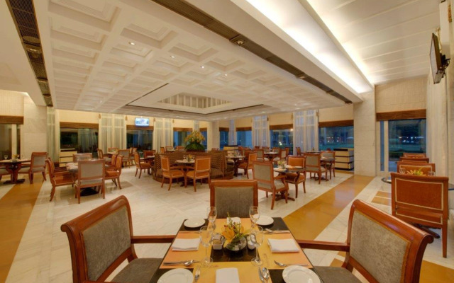 Jaypee Palace Hotel & International Convention Centre
