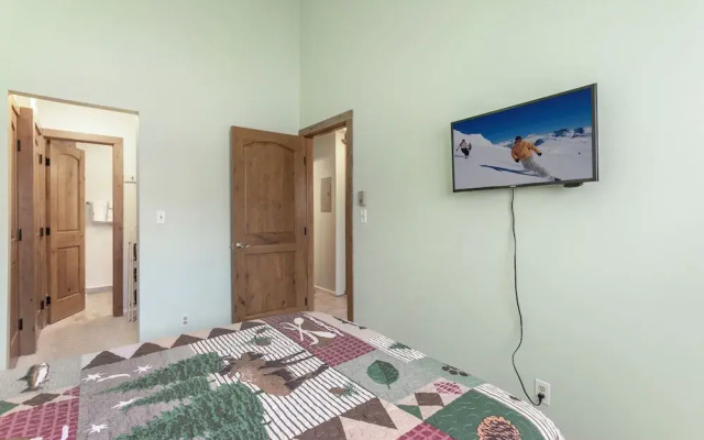 Liftview Miniums 2 Bedroom Condo by RedAwning