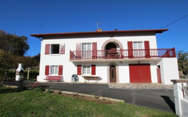 Gîte Saint-Étienne-de-Baïgorry, 3 pièces, 4 personnes - FR-1-384-444