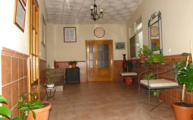 Hostal y Apartamentos Rurales la Bellosina