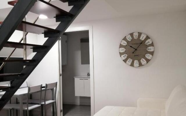 BIOMA Modern & Minimalist Apartment