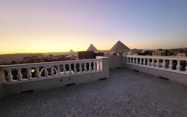 Pyramid Stars Inn