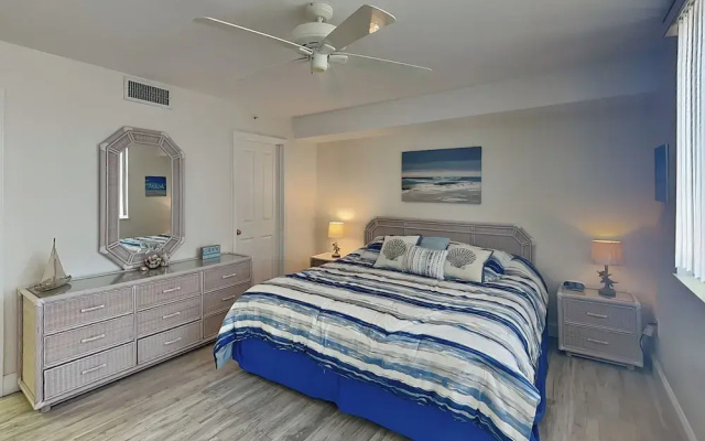 Ocean Harbor by Distinctive Beach Rentals