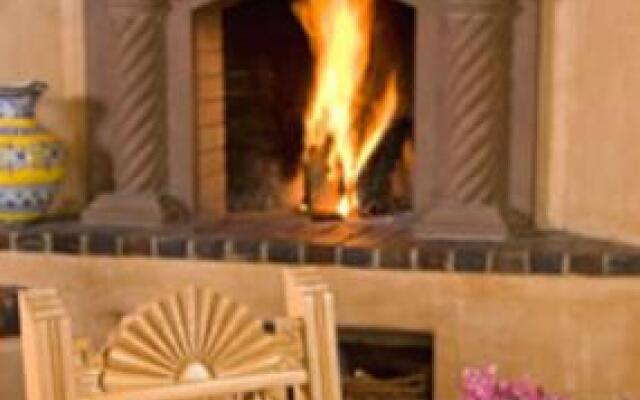 El Farolito Bed & Breakfast Inn