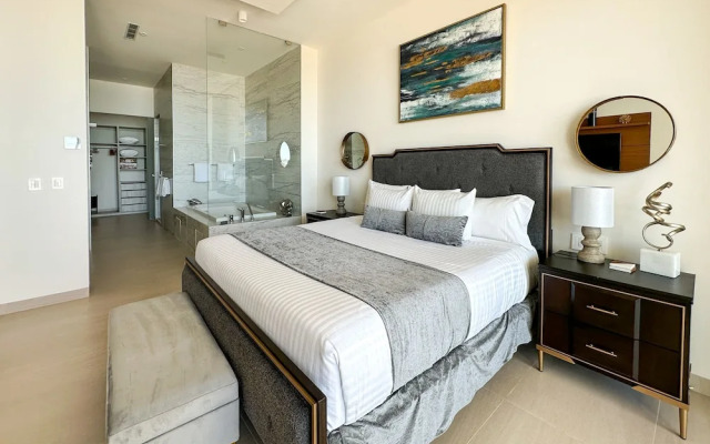 Sandy Beach 2BR Beachfront Getaway