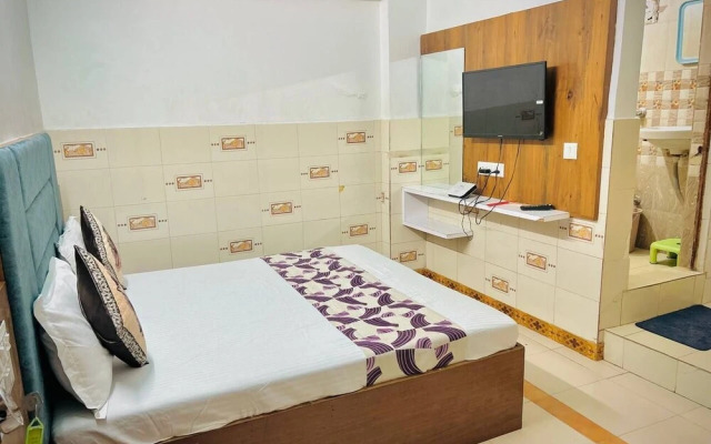 Hotel Ashadeep