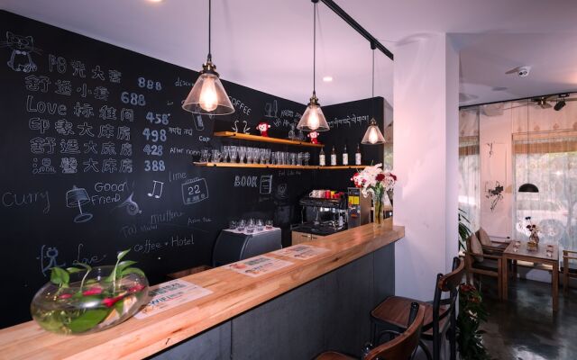 Yue Love Hotel
