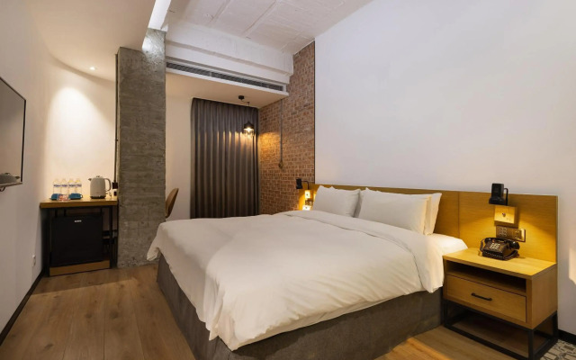 BlueSky Hotel