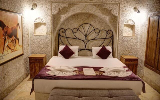 Elegance Cave Suites