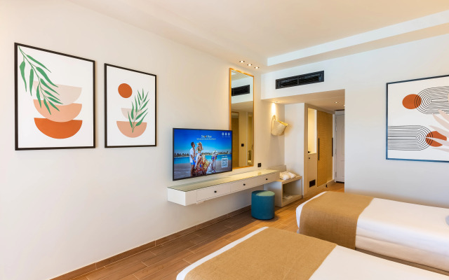 Desert Rose Resort
