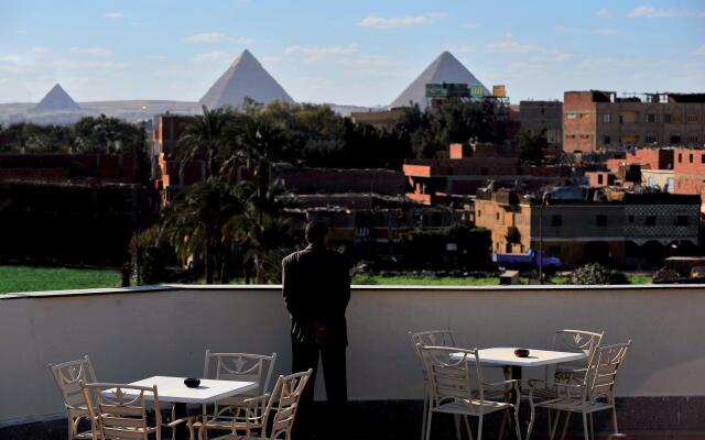 Cataract Pyramids Resort