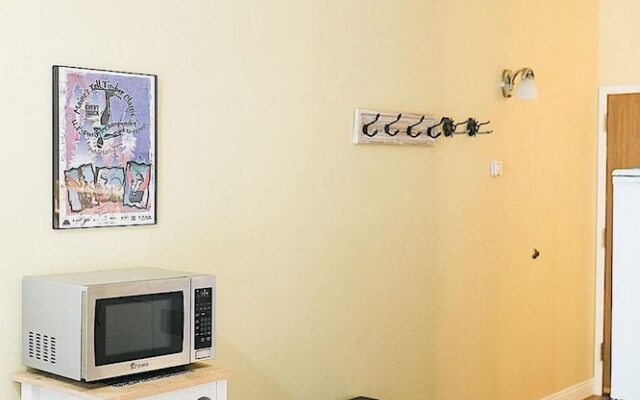 Prospector Studio by Casago