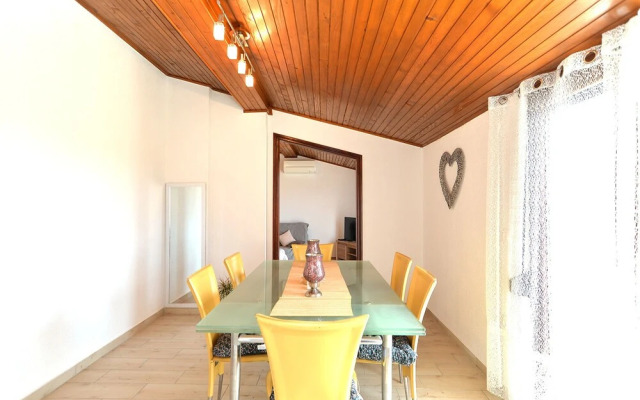 Apartment 1376