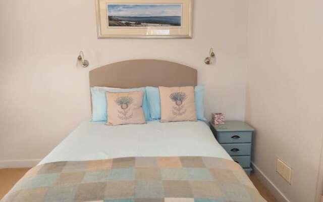 Fir Tree B&B at Galvelbeg House