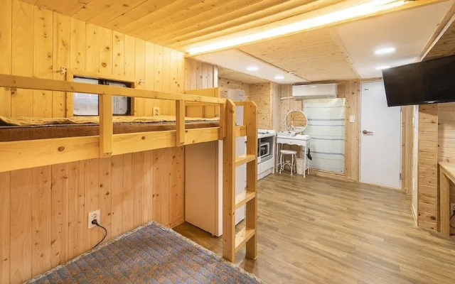 Chuncheon Jayooinui Spacaravan