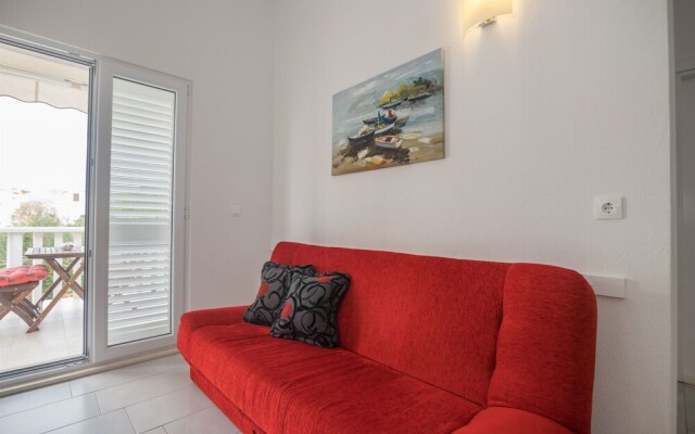 Apartments and Room Maestral