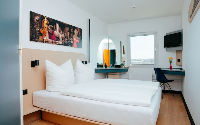 Magnet Hotel
