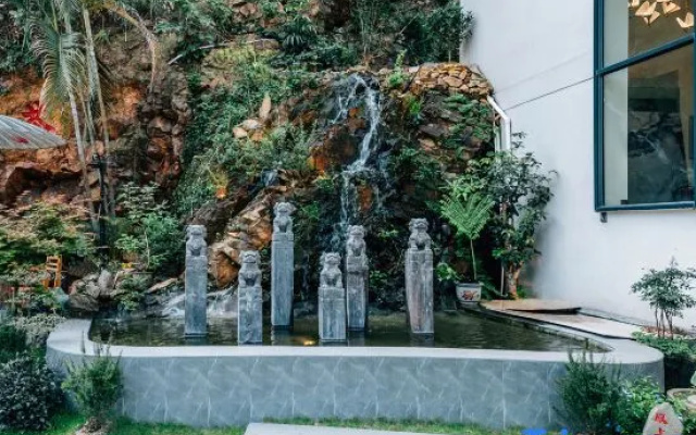 Fengshang Renjian Yunshe (Bijiashan) — 2-star hotel in Qingyuan