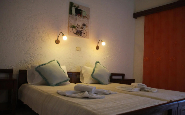 Violetta Hotel