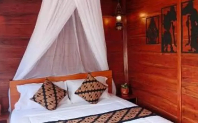 Tentrem Bungalow – Guest Rooms – Melo