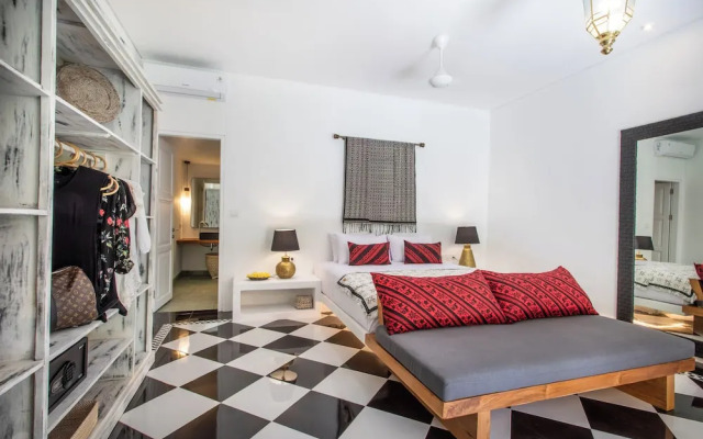 PinkPrivate Sanur - for Cool Adults Only