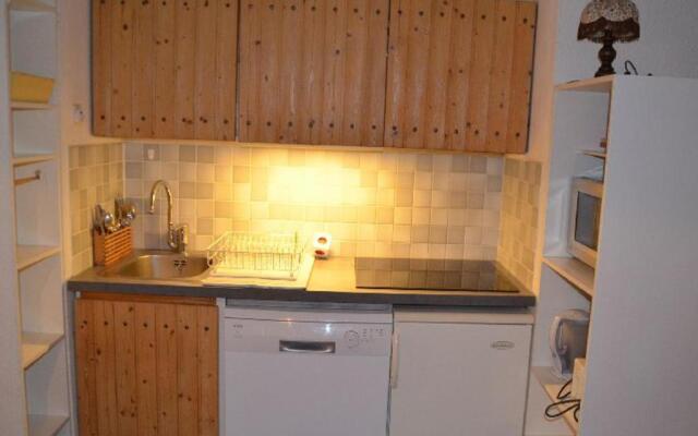 Appartement Les Menuires, 1 pièce, 4 personnes - FR-1-452-247