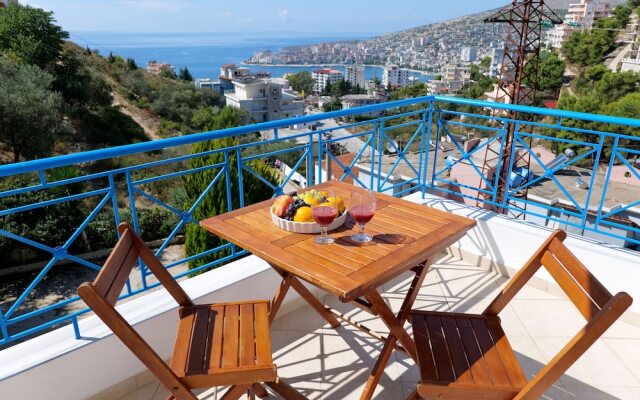 Charming 2-bed Apartment in Sarandë