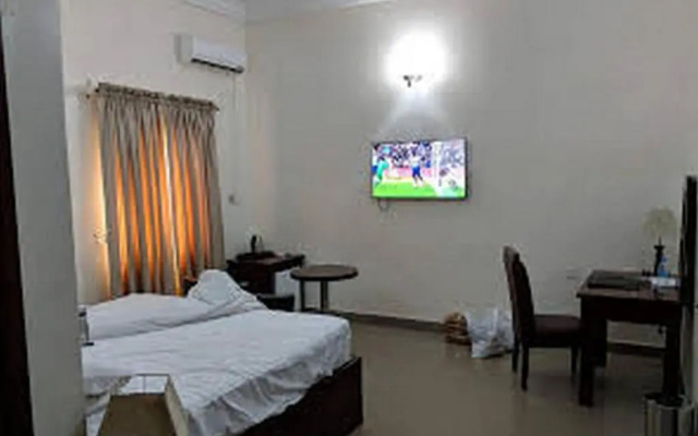 Helena Haven Hotels - Executive