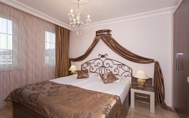 Club Paradiso Hotel