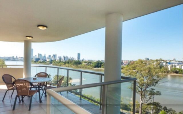 Inn on the Park Apartments