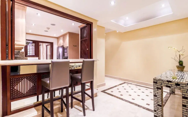 Frontline beach 3 bedroom apartment