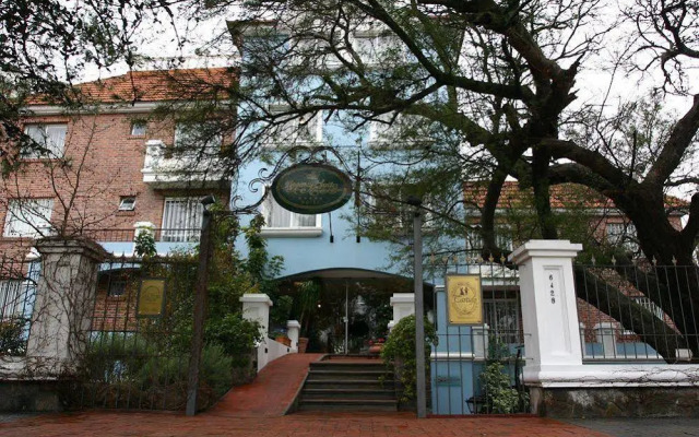 Regency Suites Boutique Hotel